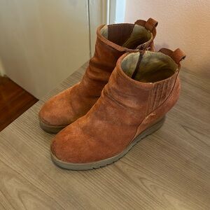 Sofft Utley Waterproof Bootie - Women’s 9.5